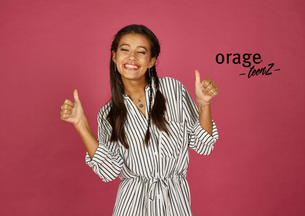 This image has an empty alt attribute; its file name is 4296_TEENZ19_foto_logo_105x148_14-1024x726.jpg