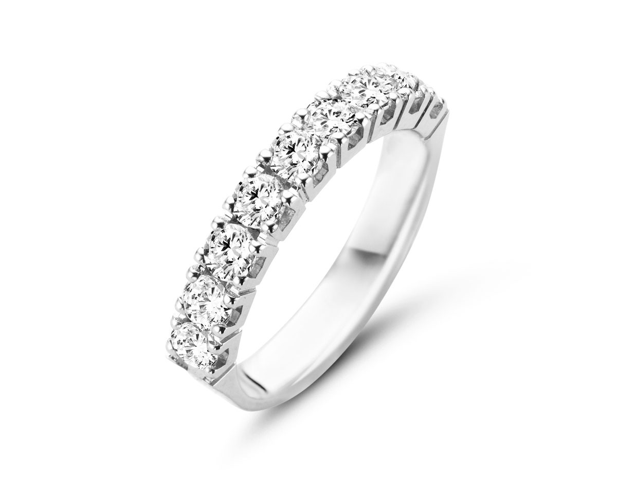 Davice Pavé Ring R10263